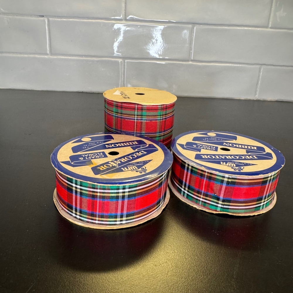WFR Ribbon Corp Craft Floral Ribbon 21ft Red Green Plaid Vintage Made in USA